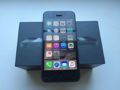 Лот: 6013896. Фото: 1. iPhone 5 Black Полный комплект. Смартфоны