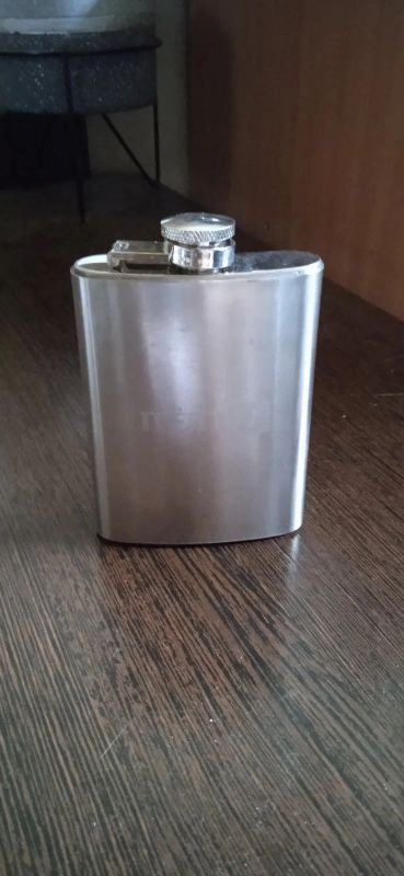 Лот: 18026637. Фото: 1. Фляжка "Пётр 1". Термосы, термокружки, фляжки