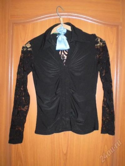 Лот: 36753. Фото: 1. чёрная рубашка с гипюровыми рукавами... Красноярск
