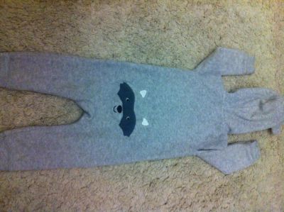 Лот: 6829976. Фото: 1. Комбез Картерс, енот, 18 мес... Костюмы, пиджаки, комбинезоны