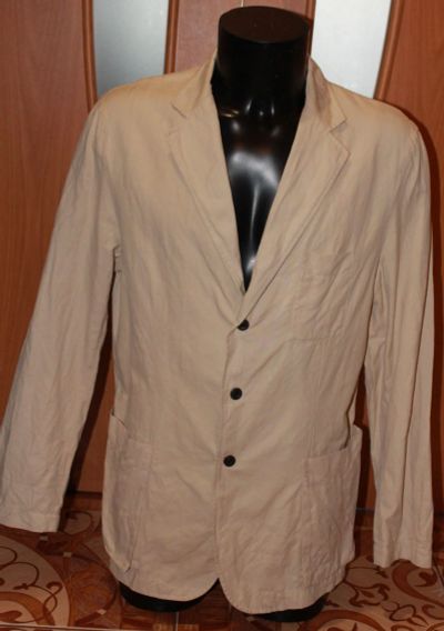 Лот: 16183703. Фото: 1. Новый роскошный светлый пиджак... Пиджаки