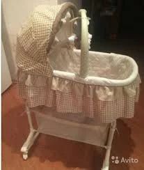 Лот: 7825055. Фото: 1. Детская колыбель-качалка на колесах. Детские кровати и кроватки