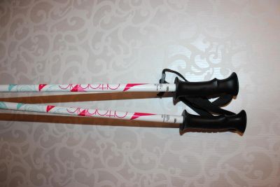 Лот: 4786663. Фото: 1. Палки горнолыжные Atomic 100 см. Палки