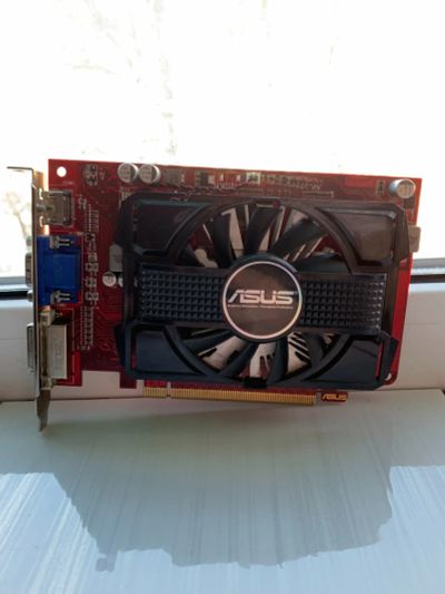 Лот: 17500462. Фото: 1. Видеокарта ASUS Radeon HD 6670. Видеокарты