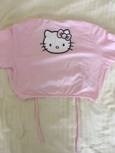 Лот: 15709449. Фото: 1. Детская кофточка Hello Kitty. Свитера, худи, толстовки