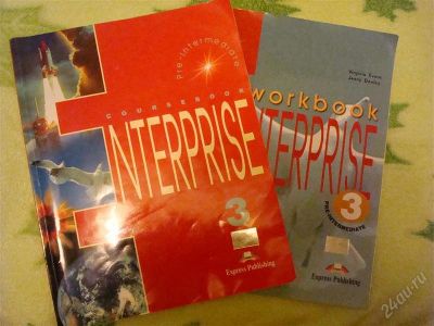 Лот: 1073208. Фото: 1. Учебник и рабочая тетрадь по английскому... Для школы