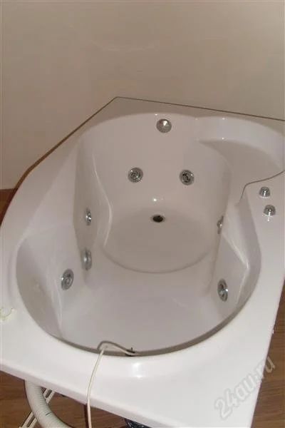 Лот: 2489288. Фото: 1. Ванна-джакузи. Ванны и комплектующие