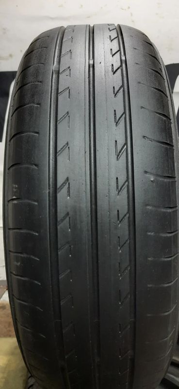 Лот: 20320174. Фото: 1. 185/65R15 88S Yokohama BluEarth... Шины