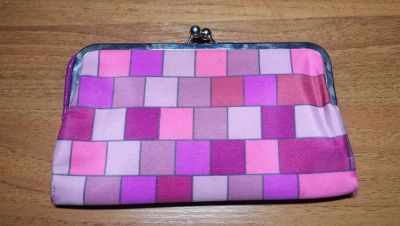 Лот: 25900011. Фото: 1. Кошелёк женский. Avon. Бумажники, кошельки, портмоне