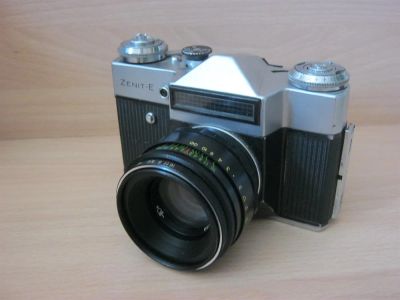 Лот: 3931444. Фото: 1. Zenit-е с объективом Гелиос -44-2... Другое (фото, видеокамеры, оптика)