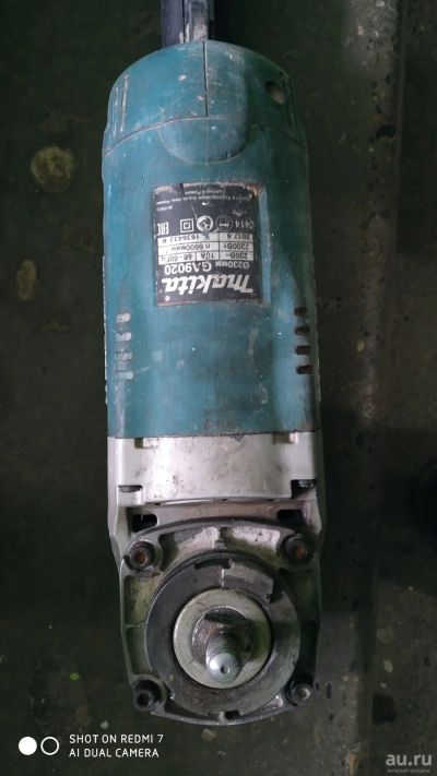 Лот: 17585598. Фото: 1. Угловая шлифмашина Makita GA 9020. Электроинструмент