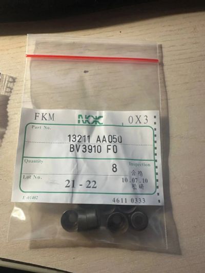 Лот: 25881383. Фото: 1. маслосьемные колпачки 13211AA050. Двигатель и элементы двигателя