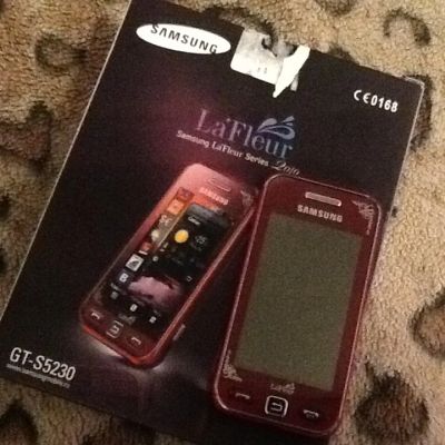 Лот: 5422756. Фото: 1. Сотовый телефон. Кнопочные мобильные телефоны