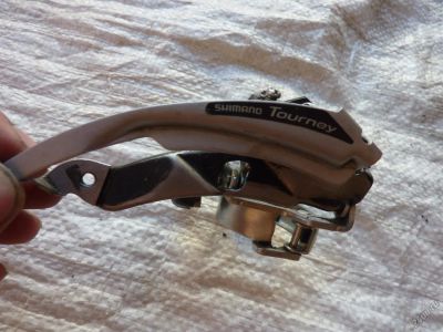 Лот: 11217550. Фото: 1. Передний переключатель Shimano... Запчасти
