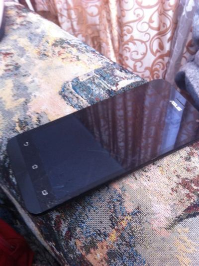 Лот: 7398210. Фото: 1. Asus zenfone cl 550. Смартфоны