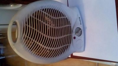 Лот: 3617538. Фото: 1. Тепловентилятор Elenberg fh 11-20... Обогреватели бытовые