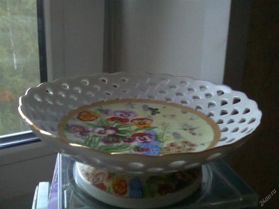 Лот: 2971379. Фото: 1. Вазочка на ножке . Япония. Тарелки, блюда, салатники