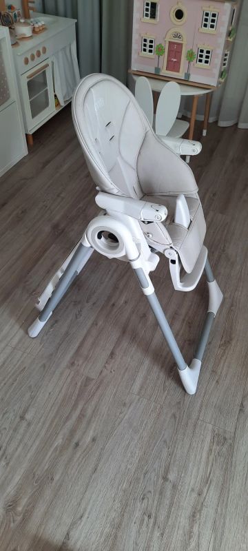 Лот: 25889141. Фото: 1. Стульчик для кормления Nuovita. Стульчики для кормления