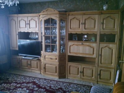 Лот: 4245791. Фото: 1. Отличная стенка. Гостиные, стенки, горки