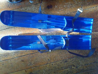 Лот: 7001302. Фото: 1. Мини лыжи 60 см длина. Лыжи