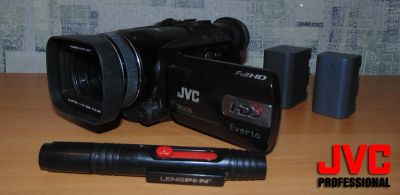 Лот: 4548837. Фото: 1. Видеокамера цифровая FULL HD JVC... Видеокамеры