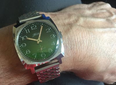 Лот: 17973950. Фото: 1. Часы наручные "ЗиМ" (2602) с браслетом. Оригинальные наручные часы
