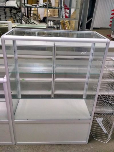 Лот: 11833104. Фото: 1. Прилавок из ал. профиля 1300x900x400... Торговое