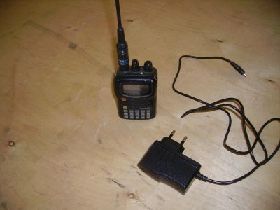 Лот: 9450949. Фото: 1. yaesu vx-5r. Рации, радиостанции