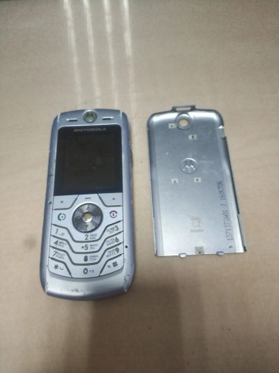 Лот: 19206276. Фото: 1. №1628 Motorola L6. Кнопочные мобильные телефоны