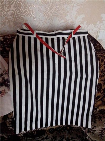 Лот: 5935246. Фото: 1. Юбка rinascimento. Размер М. Юбки