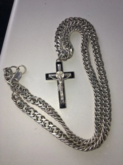 Лот: 11628208. Фото: 1. Серебряная цепочка с крестом. Цепочки