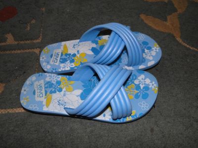 Лот: 5425406. Фото: 1. Сланцы на 38 размер. Шлепанцы, сланцы