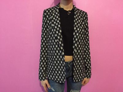 Лот: 5481857. Фото: 1. Пиджак H&M 40. Пиджаки, жакеты, жилеты