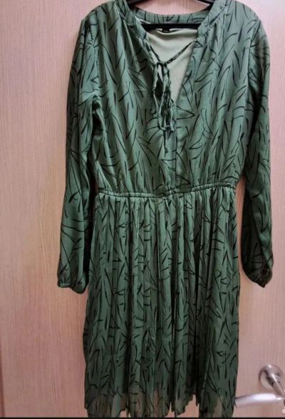 Лот: 25885614. Фото: 1. Платье Zolla 46 р. Платья