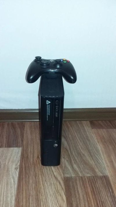 Лот: 10746886. Фото: 1. Xbox 360 500 ГБ. Игровые приставки, консоли