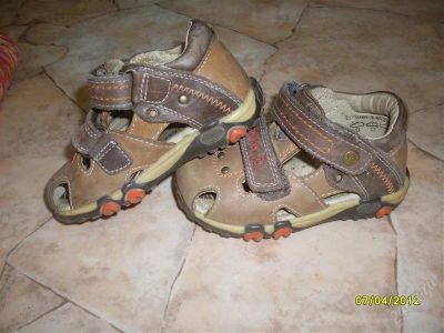 Лот: 1711343. Фото: 1. сандалии Капика 21 р. Сандалии