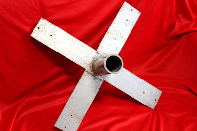 Лот: 25898858. Фото: 1. Крестовина для ёлки. Гирлянды, шарики, новогодние аксессуары