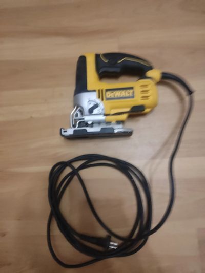 Лот: 25889851. Фото: 1. Электро лобзик. Электроинструмент