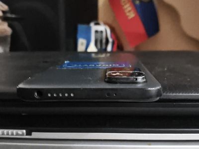 Лот: 25900259. Фото: 1. Мобильный телефон. Смартфоны