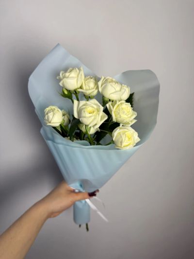 Лот: 25899853. Фото: 1. 1. Букет - комплимент из кустовых... Свежие цветы