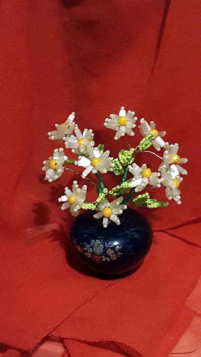 Лот: 11533358. Фото: 1. Мини-букет "Нежные ромашки" (бисер... Искусственные и сувенирные цветы