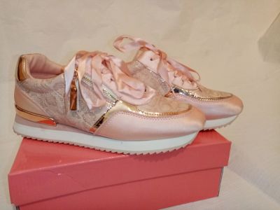 Лот: 17184881. Фото: 1. Новые Шикарные модные женские... Кеды, кроссовки, слипоны