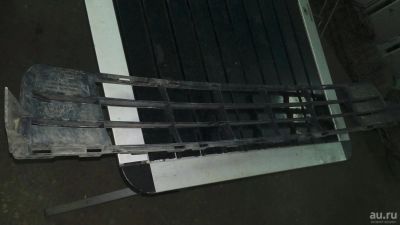 Лот: 9508254. Фото: 1. Решетка радиатора в бампер Toyota... Кузов