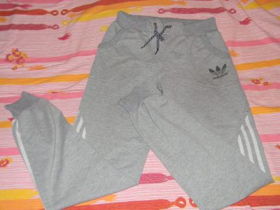 Лот: 6267966. Фото: 1. костюм адидас 44-46р. Другое (спортивная одежда)