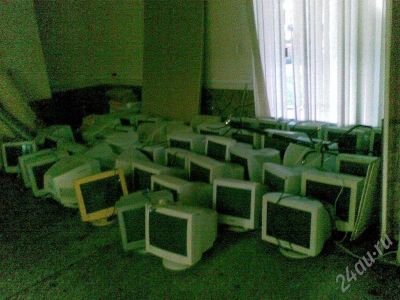 Лот: 207966. Фото: 1. Мониторы CRT. ЭЛТ-мониторы