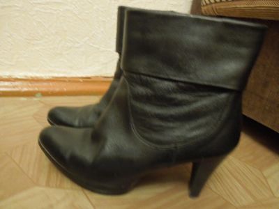 Лот: 5275422. Фото: 1. ботиночки на каблуке. Ботинки, полуботинки
