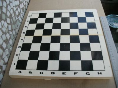 Лот: 19204960. Фото: 1. Доска шахматы - шашки пластмасса... Шахматы, шашки, нарды