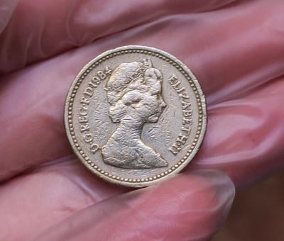 Лот: 21088527. Фото: 1. Монета 1 Фунт One Pound 1984г. Россия и СССР 1917-1991 года
