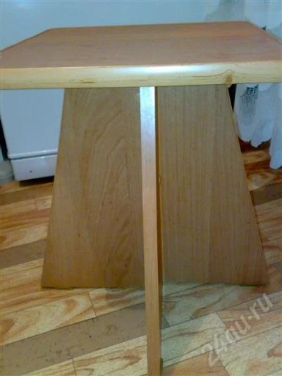 Лот: 247913. Фото: 1. Табурет деревянный,устойчивый... Другое (мебель)