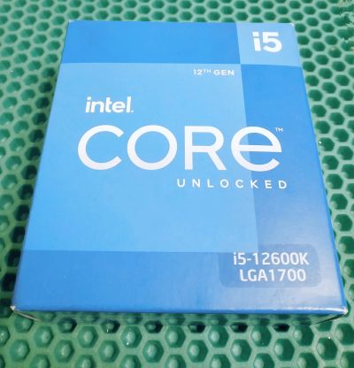 Лот: 21723240. Фото: 1. Процессор Intel Core i5 12600K... Процессоры